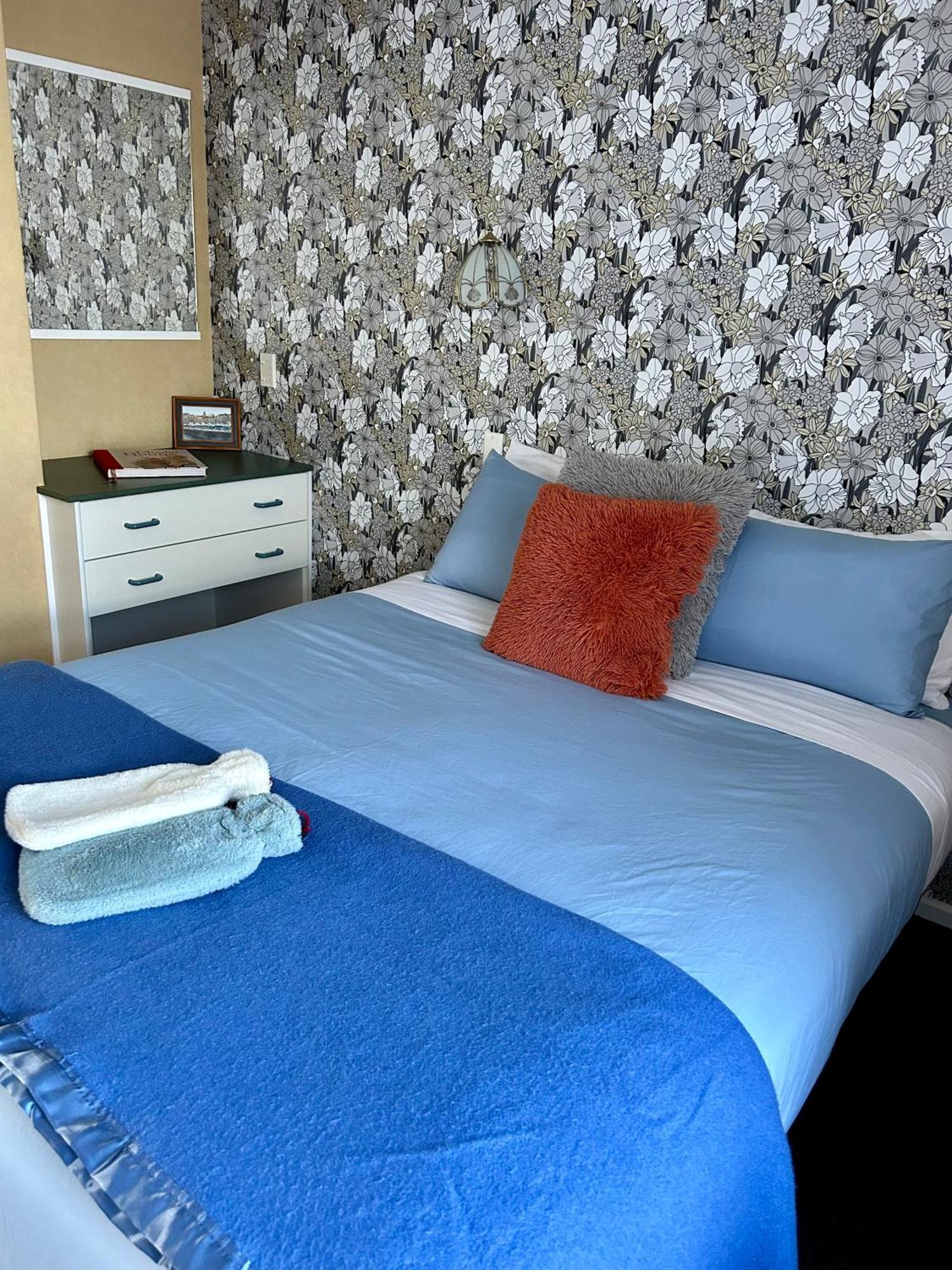 Le Riva Bed And Breakfast By The Beach وانجانيو المظهر الخارجي الصورة